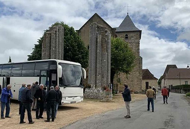 Un circuit-bus avec les élus de Isle Loue Auvezère en Périgord