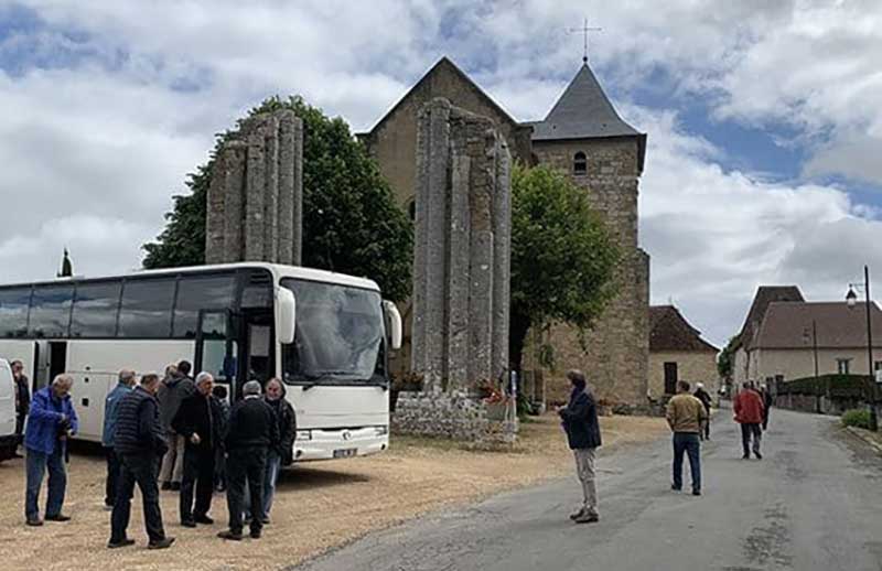 Un circuit-bus avec les élus de Isle Loue Auvezère en Périgord